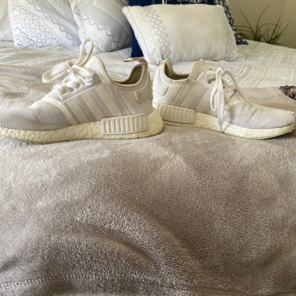 Male Adidas white gym shoe